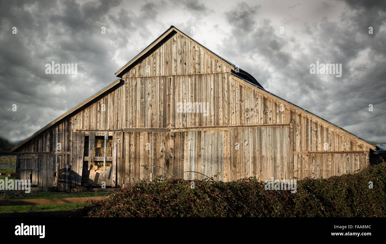 An old barn in Northern California, USA Stock Photo Alamy