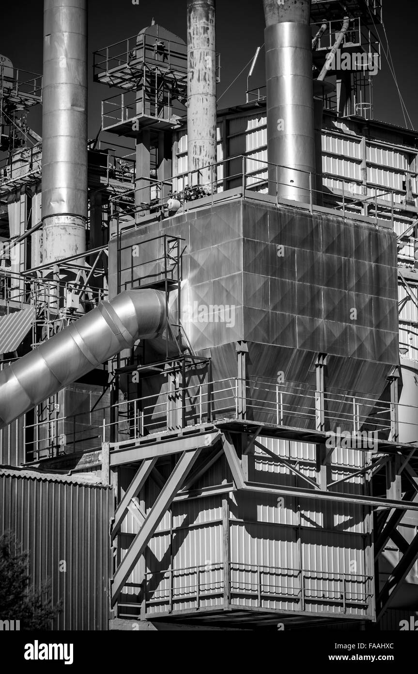Oil refinery overview of plant Black and White Stock Photos & Images