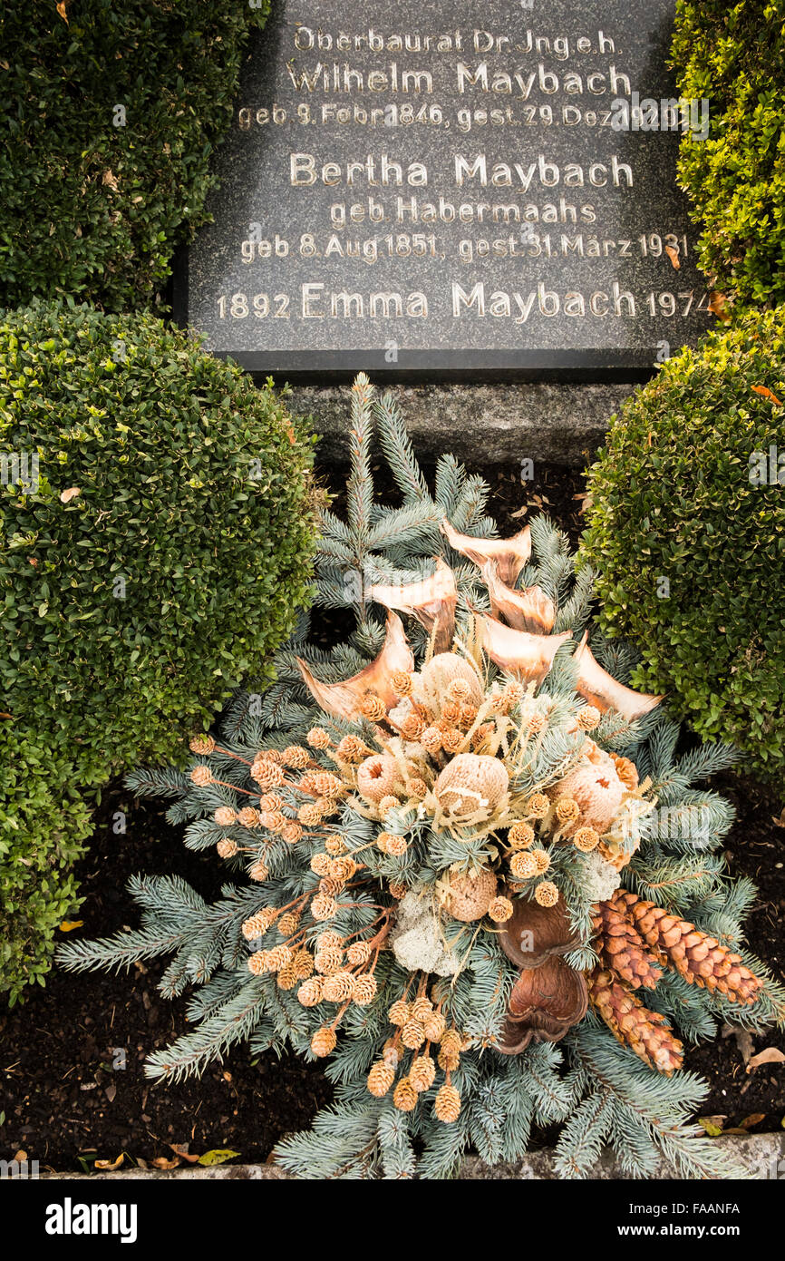 graveside of engine designer and industrialist wilhelm maybach and his wife bertha, uff-cemetery, stuttgart, baden-wuerttemberg Stock Photo