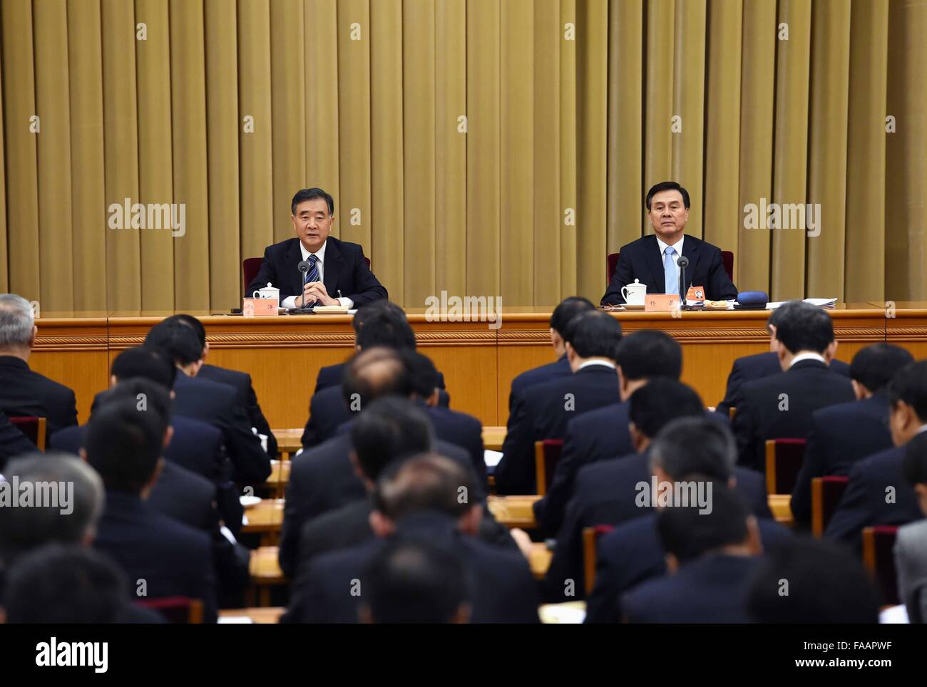 Beijing, China. 25th Dec, 2015. Chinese Vice Premier Wang Yang (l, Back 