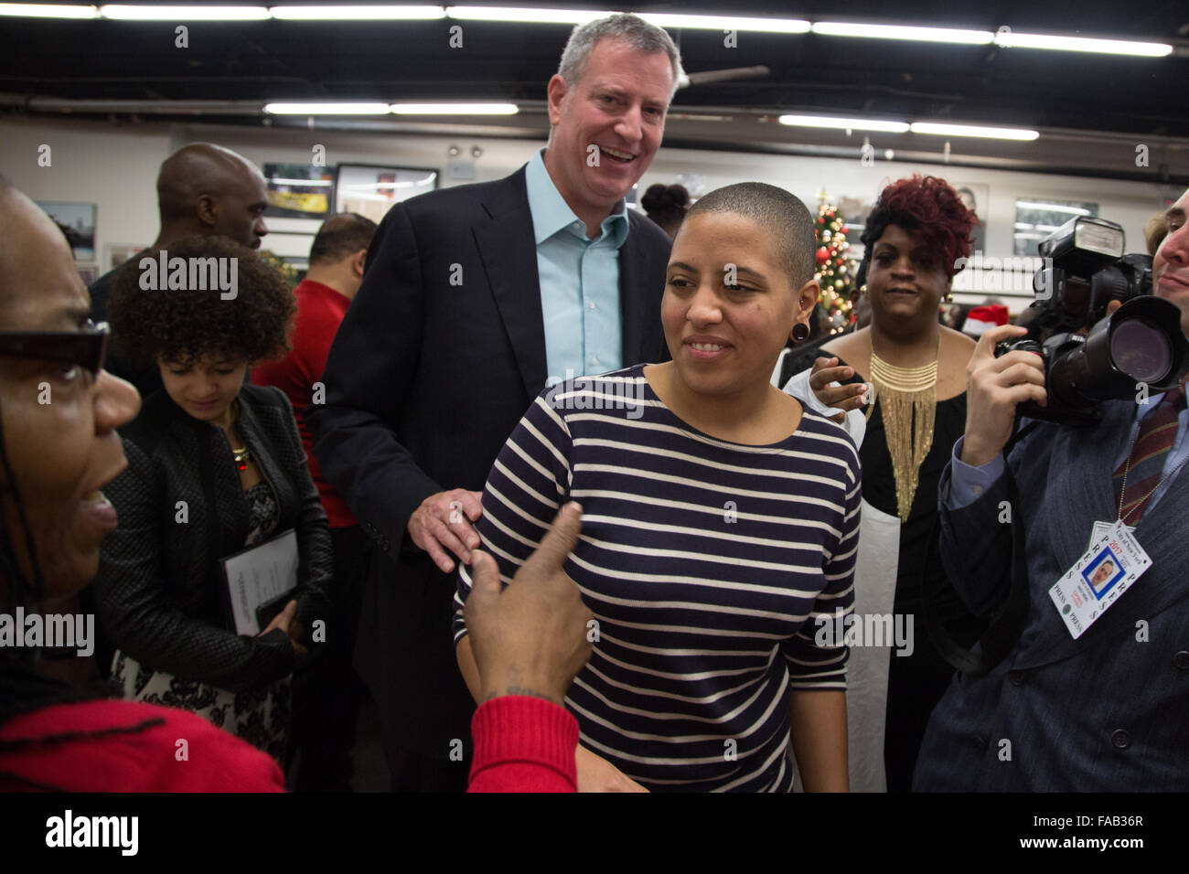 Harlem, United States. 25th Dec, 2015. NYC Mayor Bill de Blasio ...