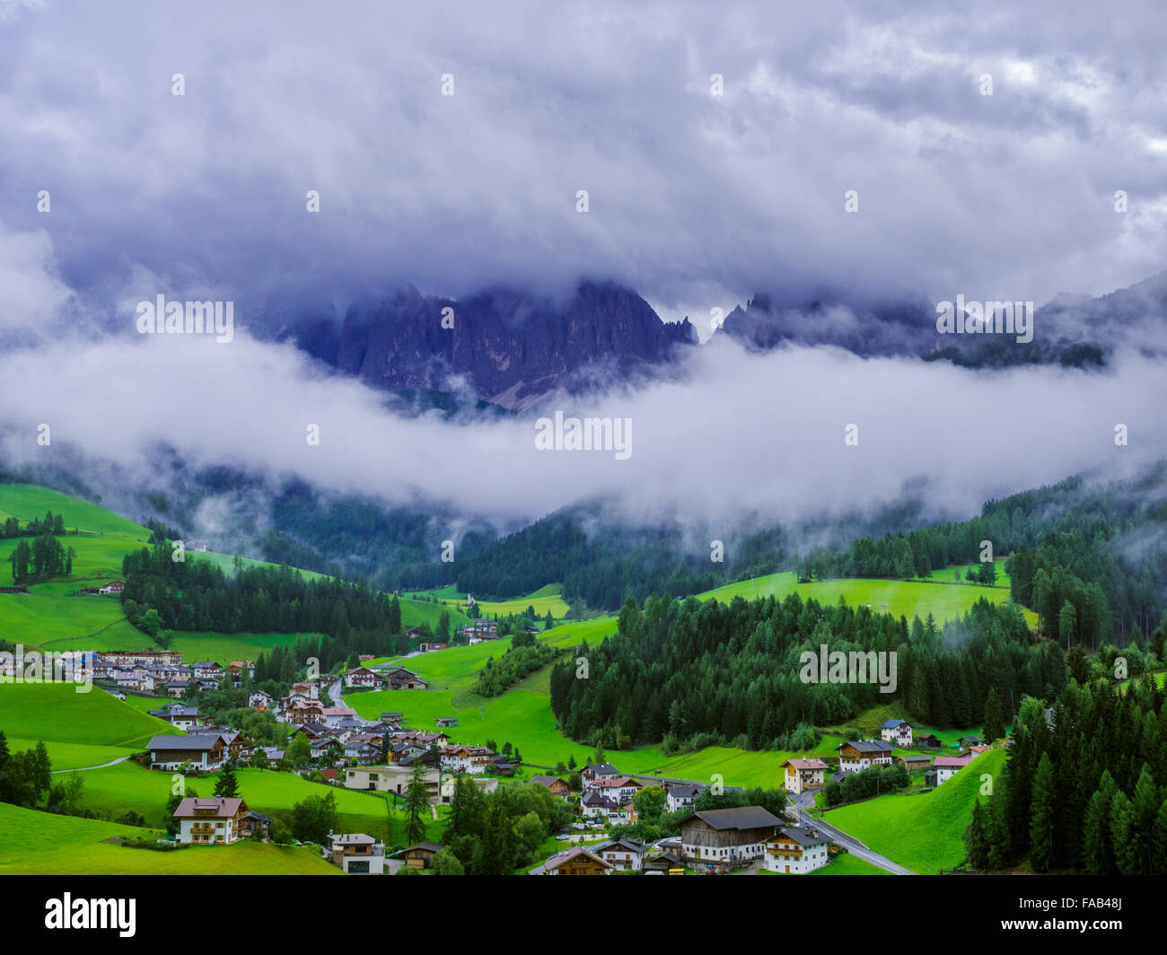 Passing storm clouds hi-res stock photography and images - Alamy
