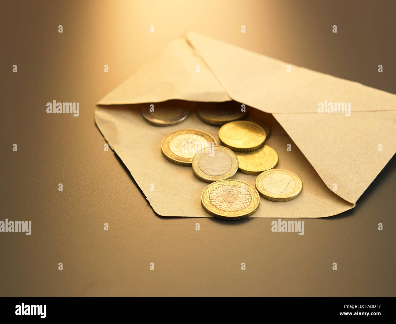 Brown envelope hires stock photography and images Alamy