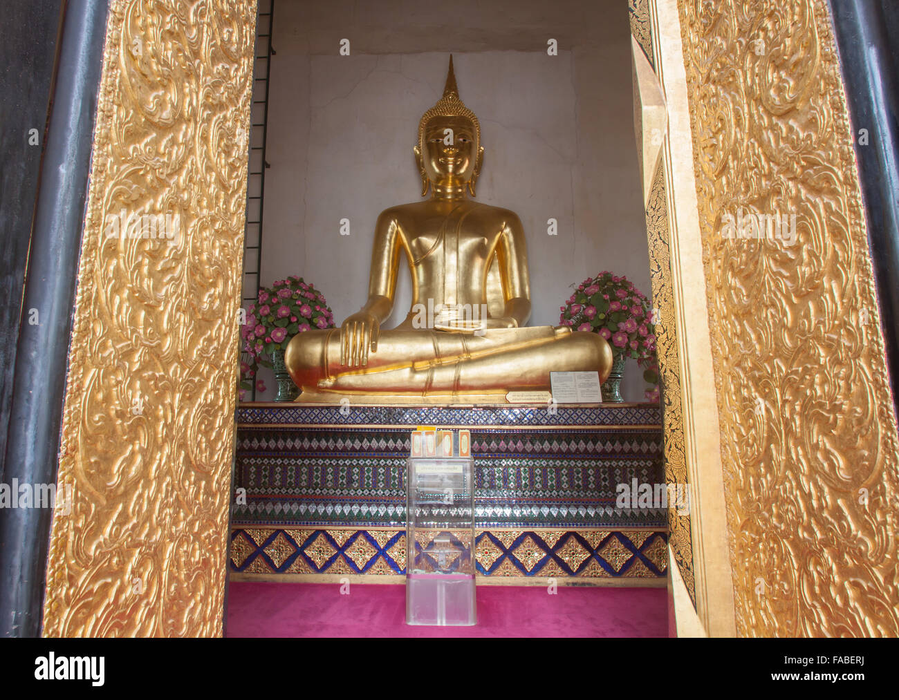 Golden Buddha statue in thailand temple Stock Photo - Alamy