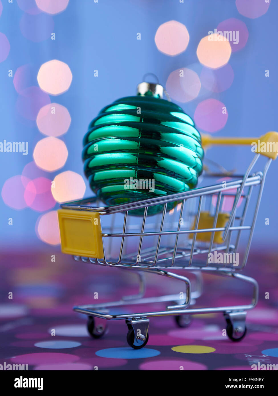Shopping Cart Christmas Ornament 