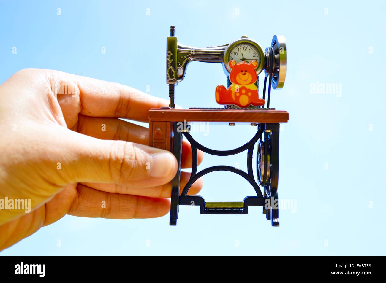 Antic Sewing Machine Shaped Watch With Valentine Day New Year 16 Message Stock Photo Alamy