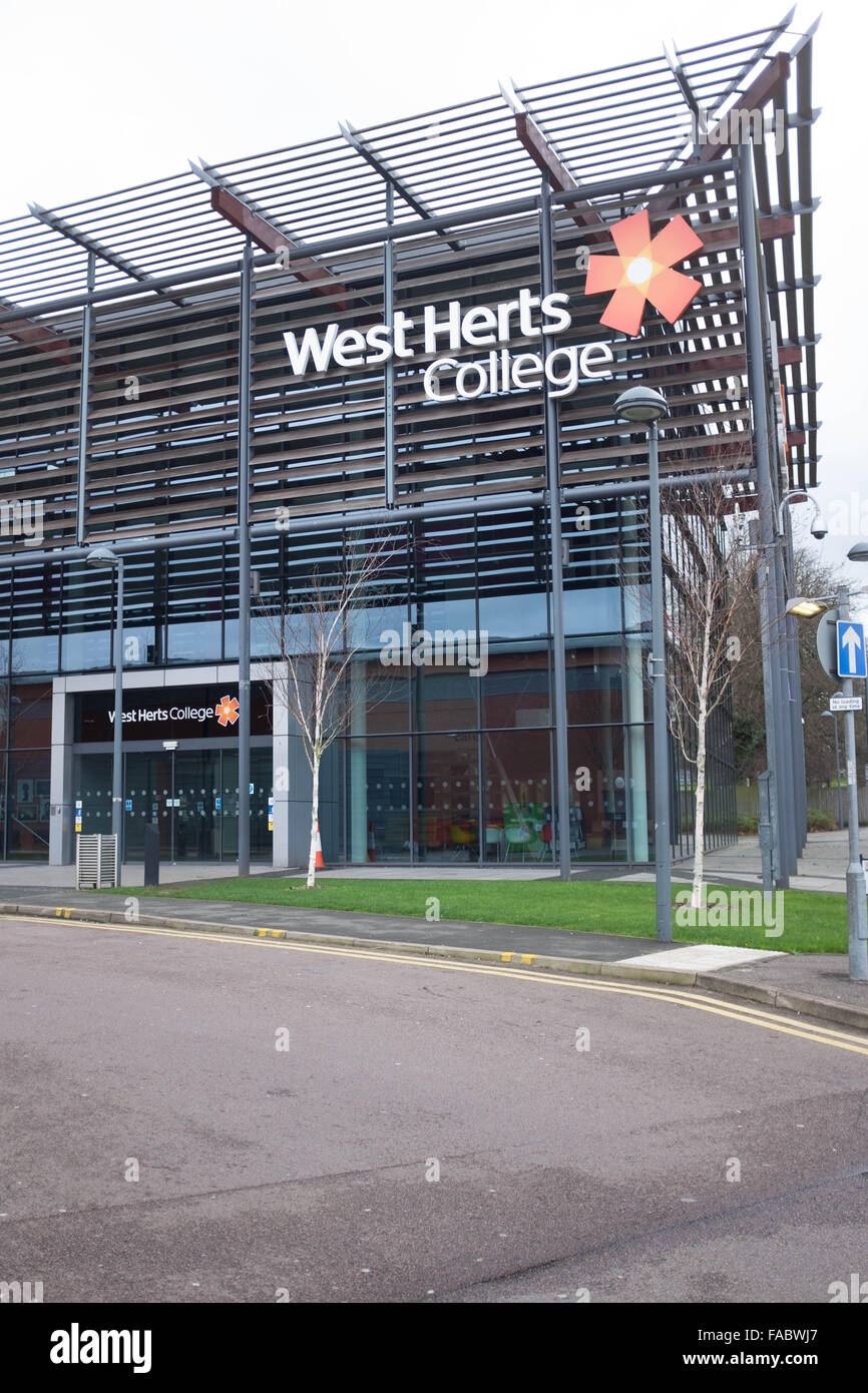 West Herts College Hi res Stock Photography And Images Alamy