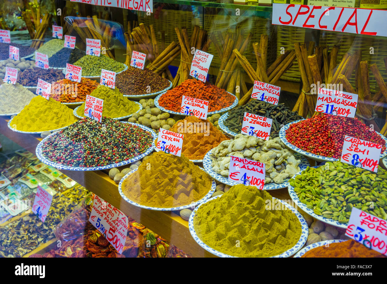 spice shop window, Venice Stock Photo Alamy
