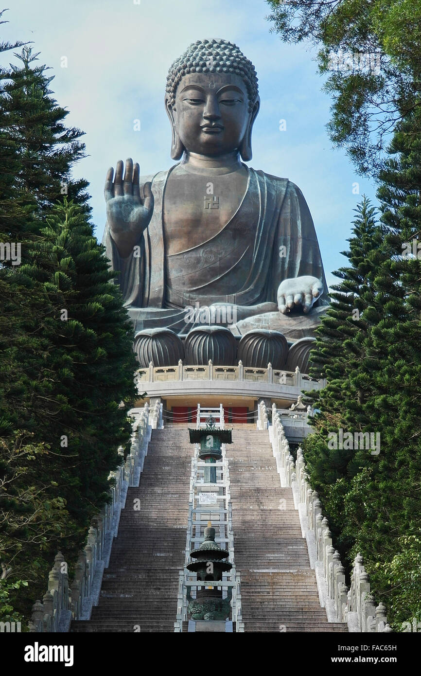 buddha statue hong kong