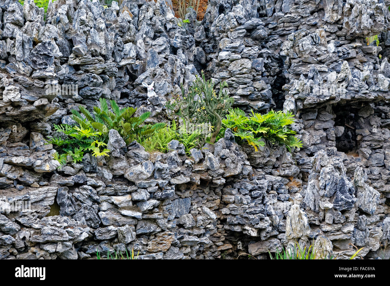 Hard landscaping hi-res stock photography and images - Alamy