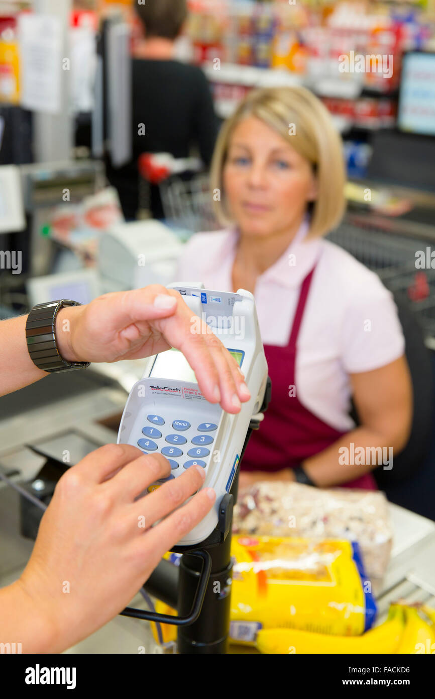Card data terminal hires stock photography and images Alamy