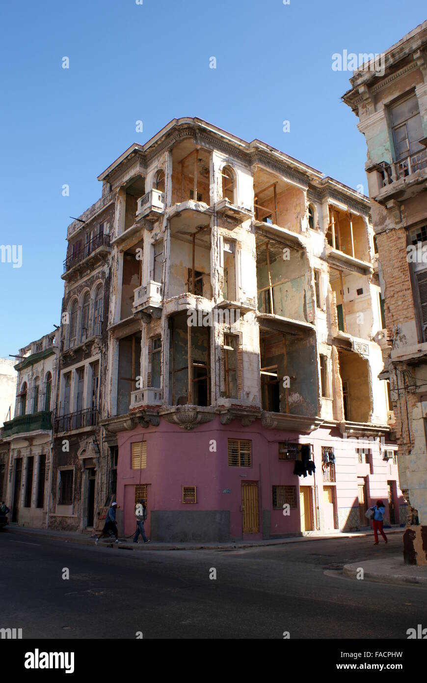 Derelict building, Havana, Cuba Stock Photo