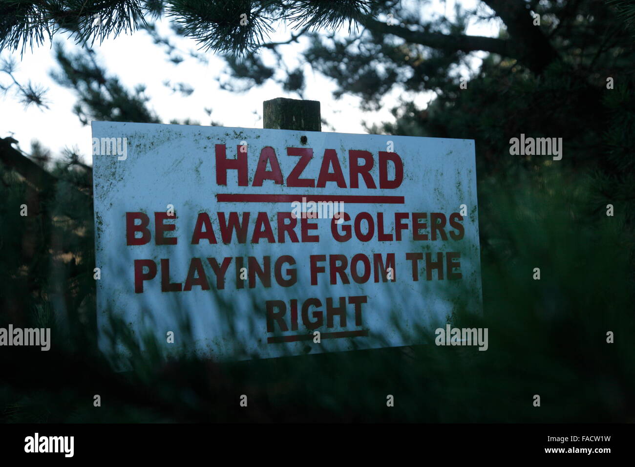 Golf course warning sign hires stock photography and images Alamy