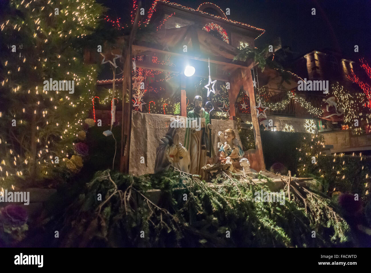 Christmas In Sugarcreek Oh 2022 1980S Christmas High Resolution Stock Photography And Images - Alamy