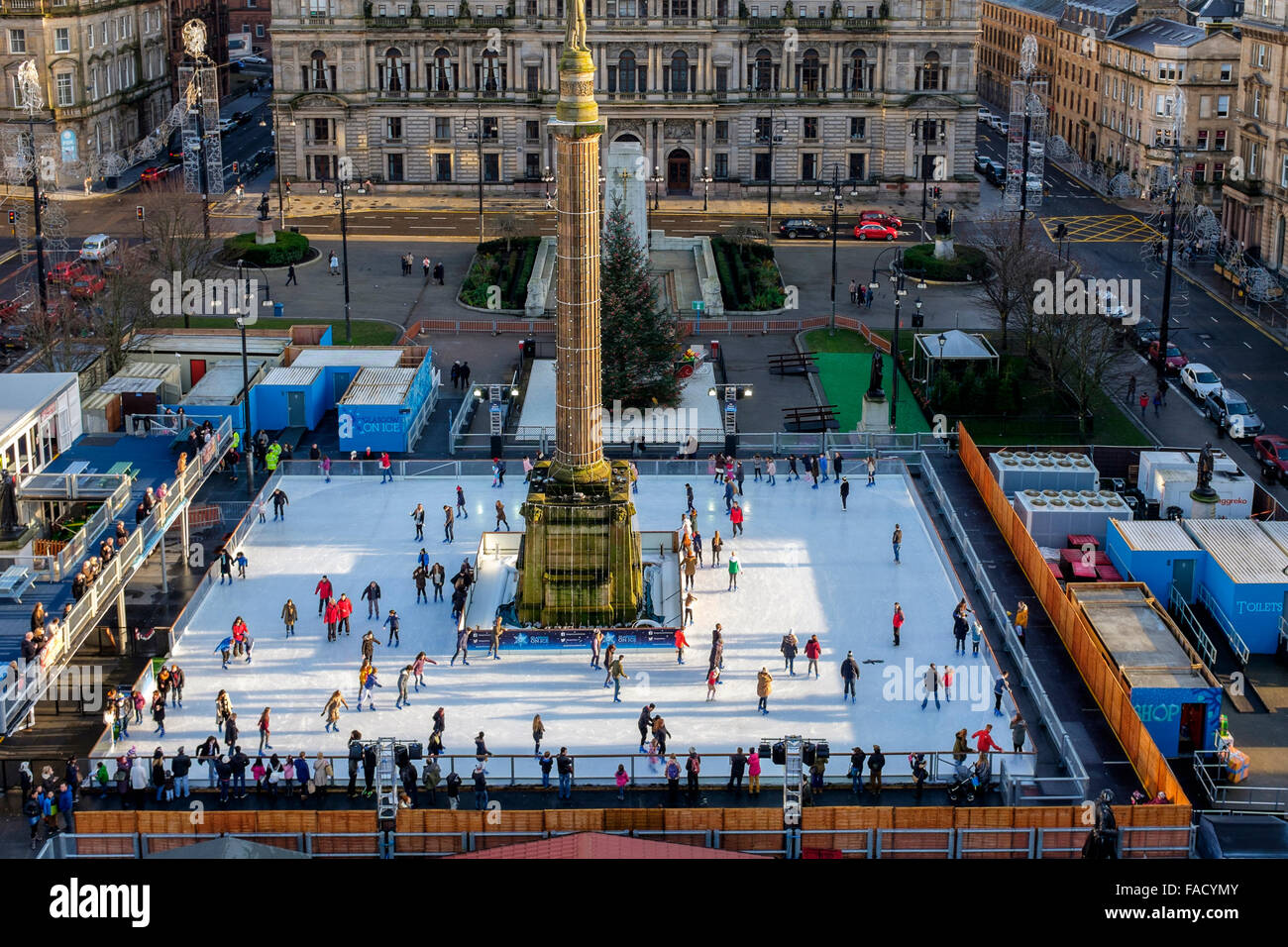 Glasgow skating square hires stock photography and images Alamy