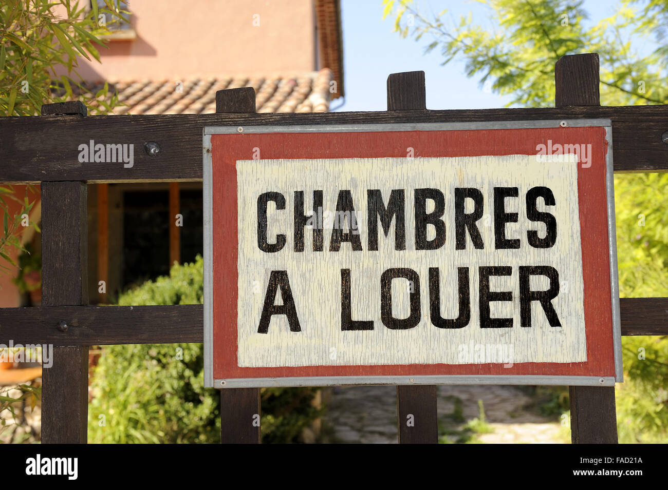 Sign With Text Chambres A Louer This Is French Meaning
