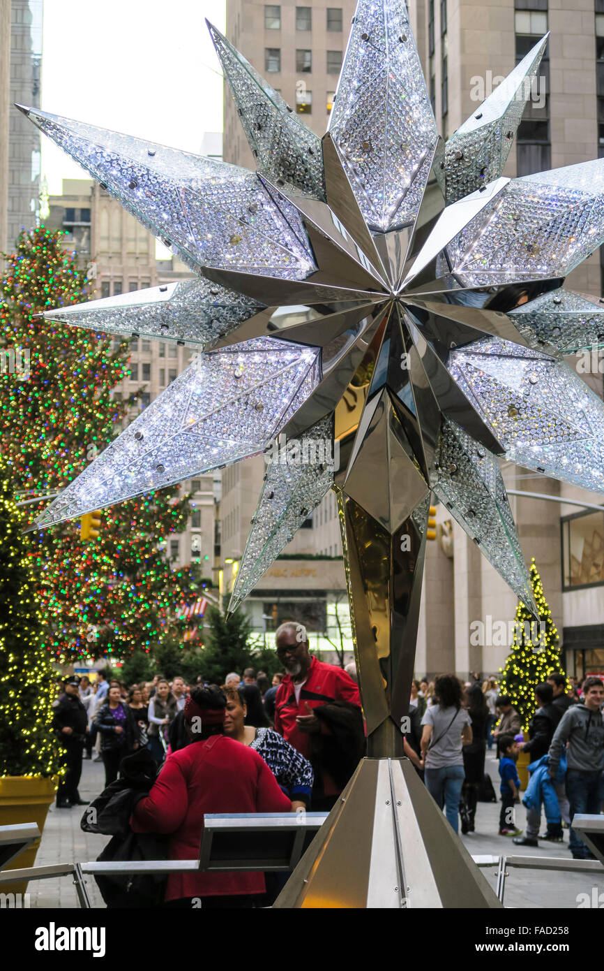 Swarovski Crystal Christmas Tree Star Replica, Rockefeller Center, NYC, USA Stock Photo