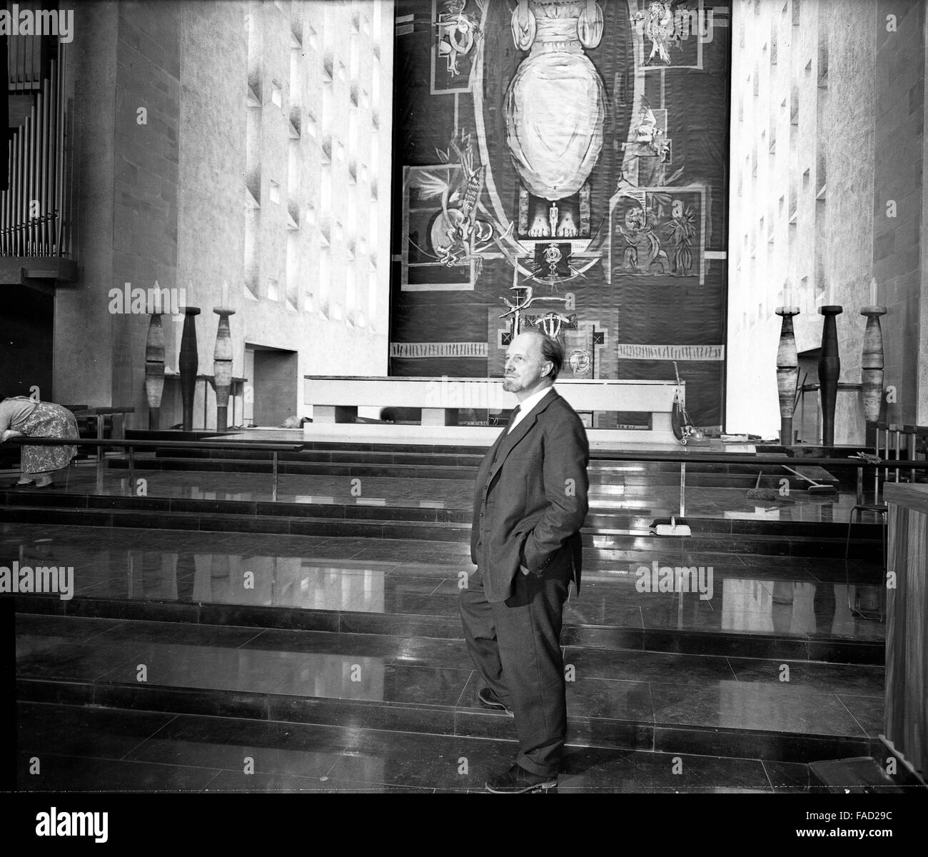 Scottish architect Sir Basil Spence in the newly-completed Coventry Cathedral 23rd May 1962. Stock Photo