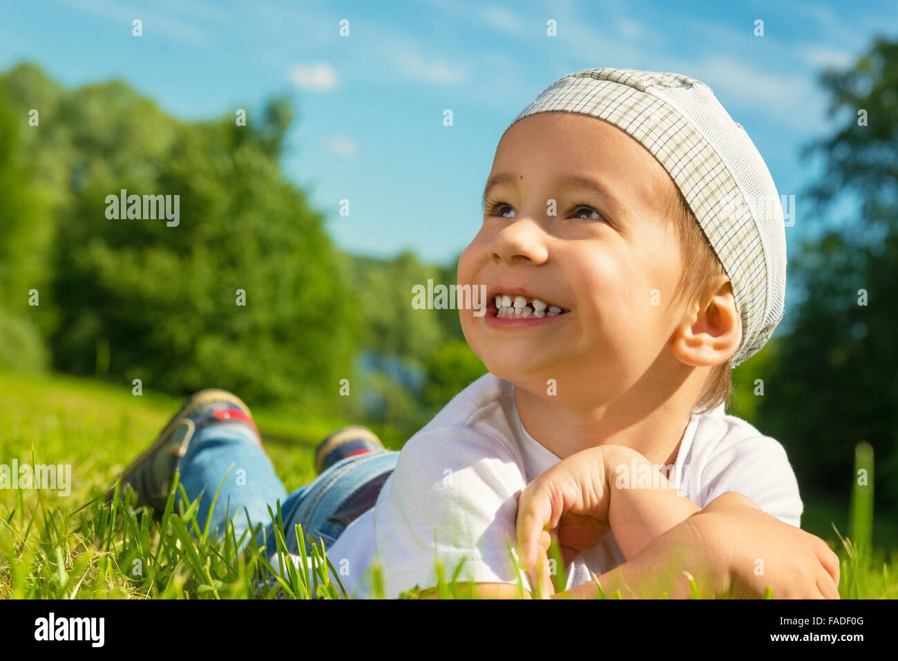Child joy nature hi-res stock photography and images - Alamy