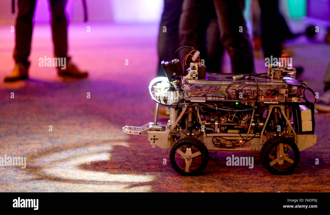 Computer Controlled Vehicle Hamburg, Germany. 27th Dec, 2015. Visitors at the Chaos Computer Club ...
