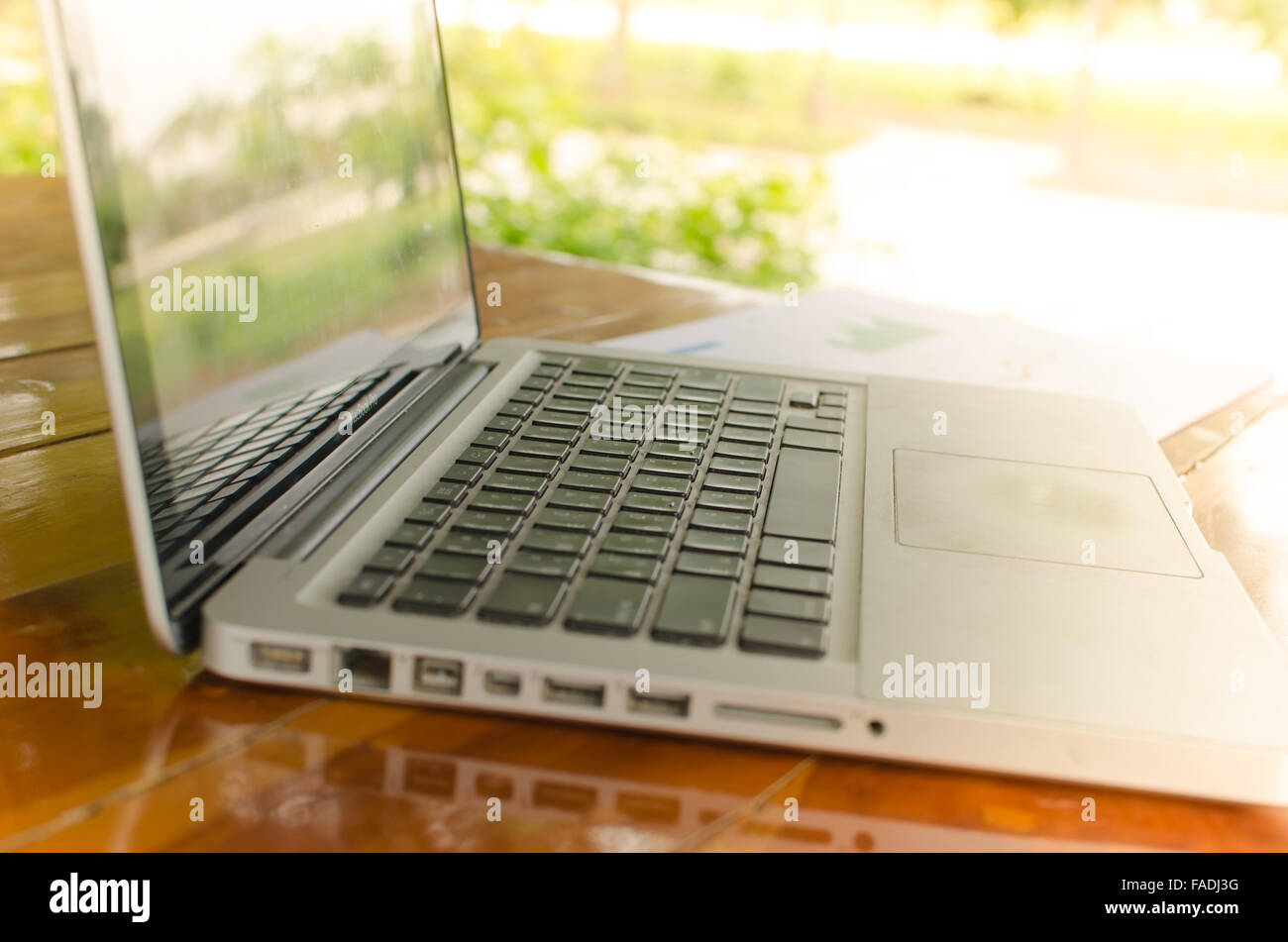 Workspace modern laptop hi-res stock photography and images - Alamy