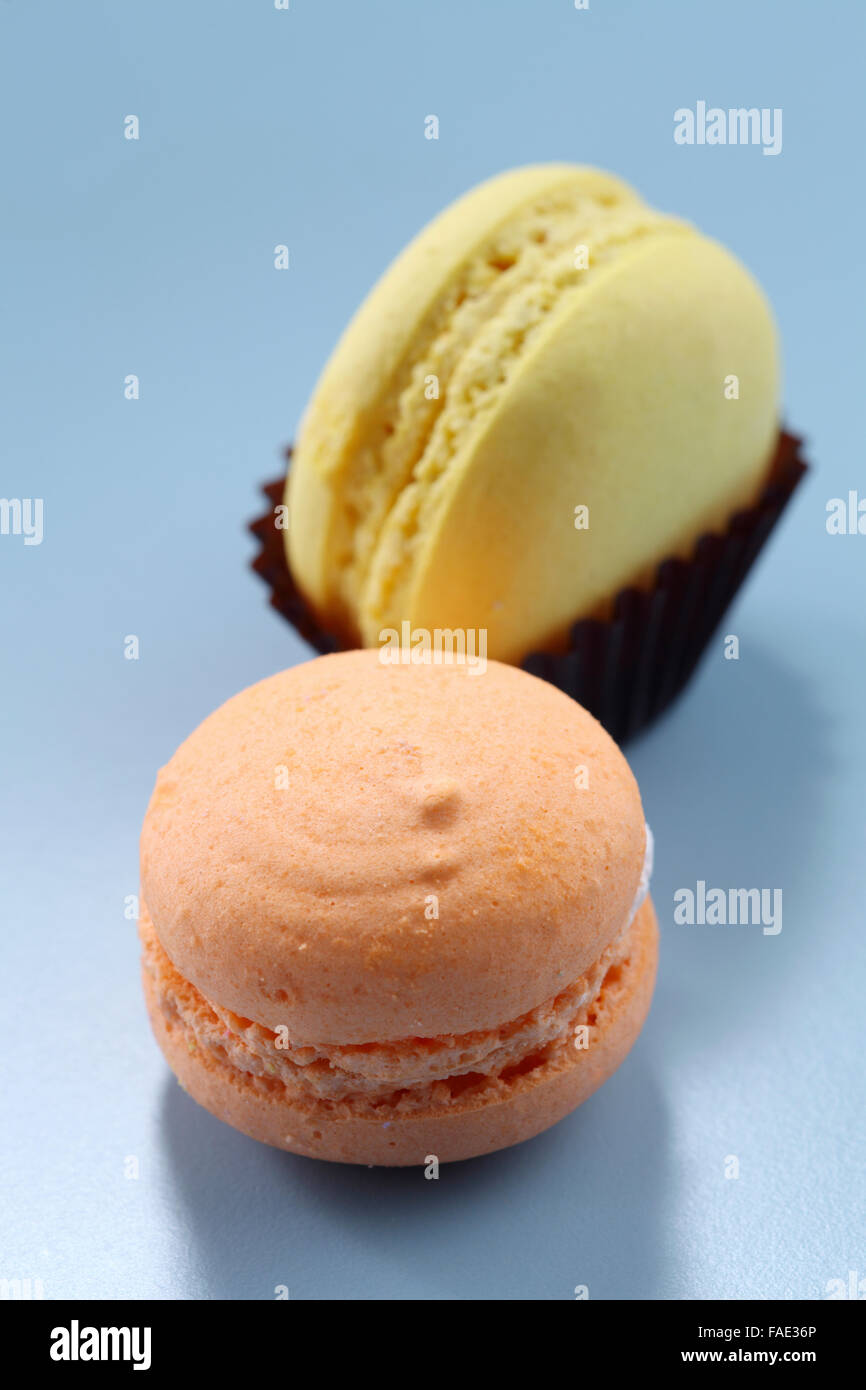 Two Color Macarons Two macarons hi-res stock photography and images - Alamy