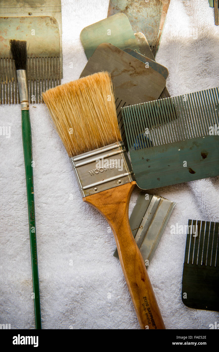 Tools used for wood graining Stock Photo Alamy