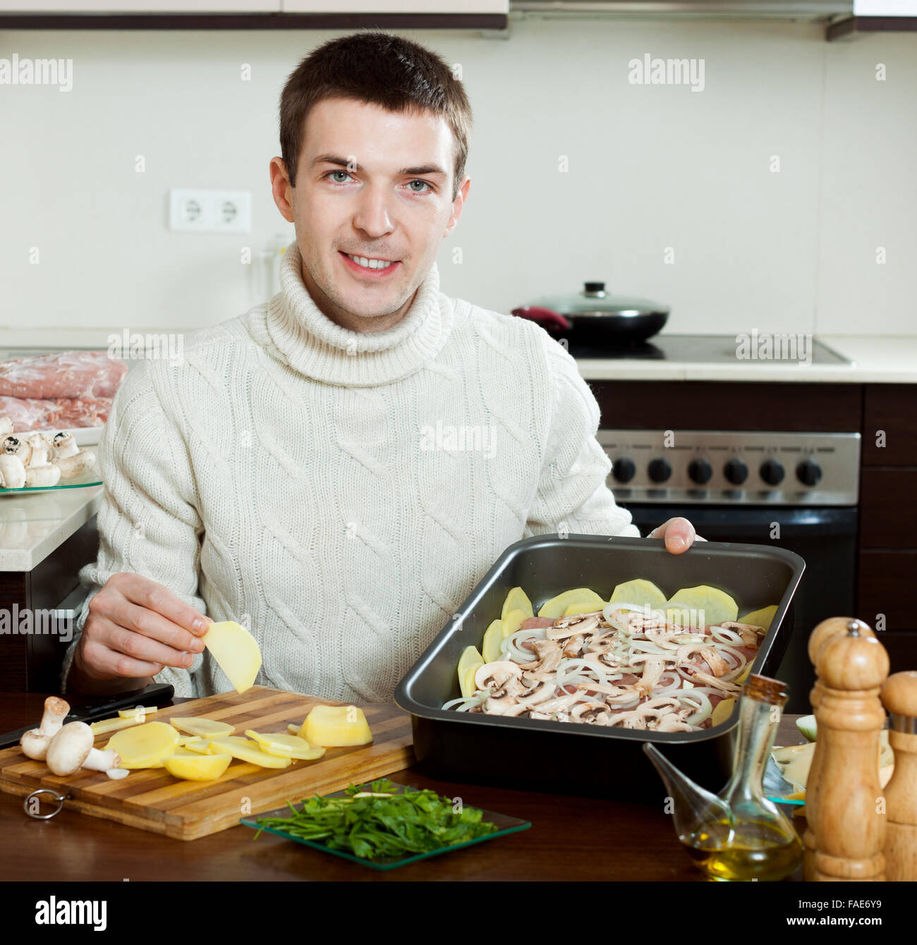 Potatous hires stock photography and images Alamy