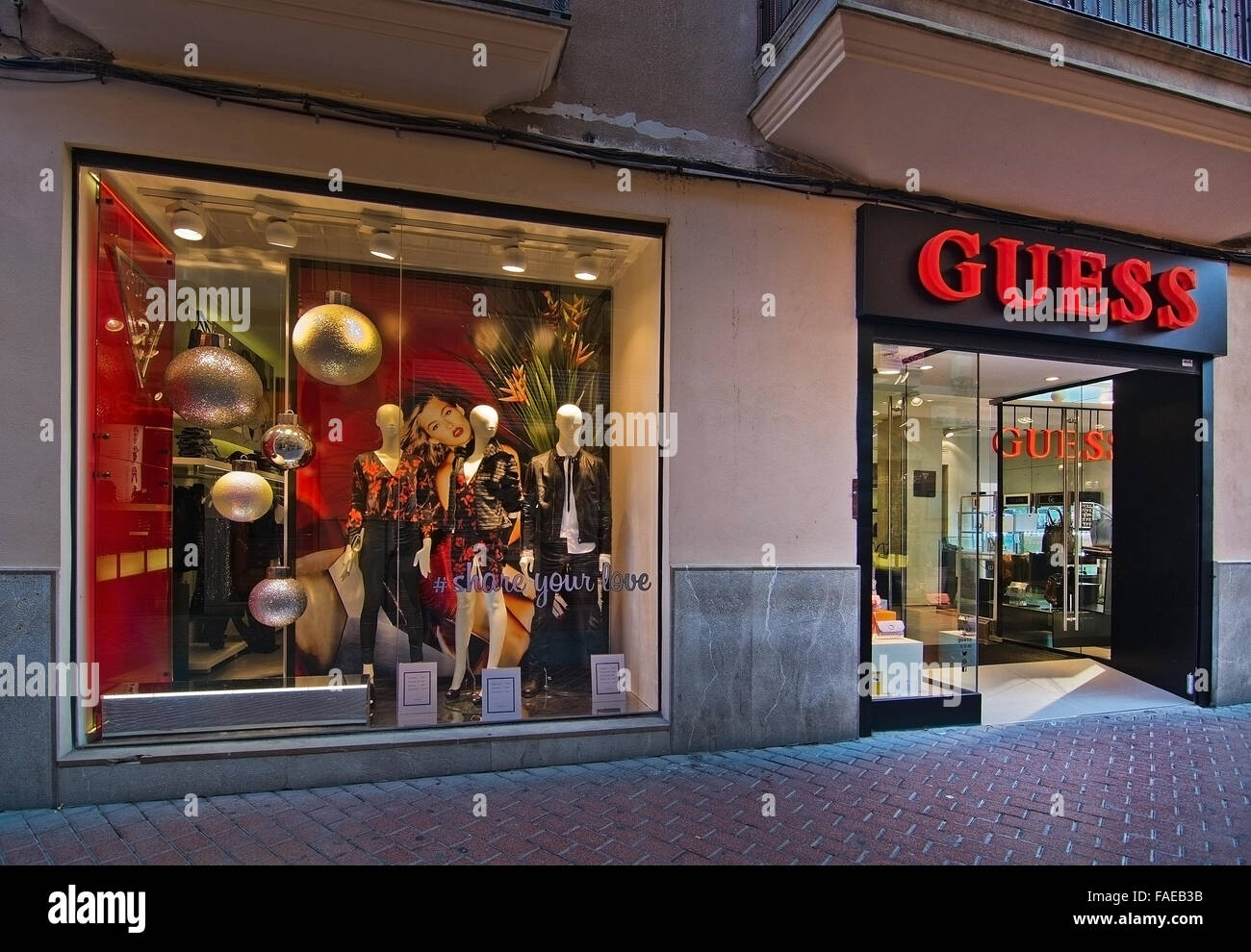 Clothing store spain hi res stock photography and images Page 11 Alamy