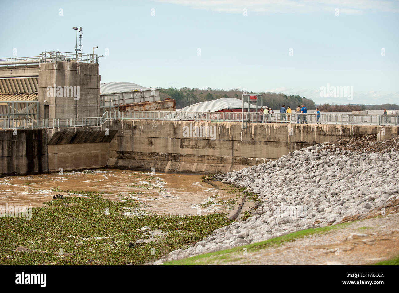 Columbus, Missouri, USA. 28th Dec, 2015. The dam at the Stennis Lock