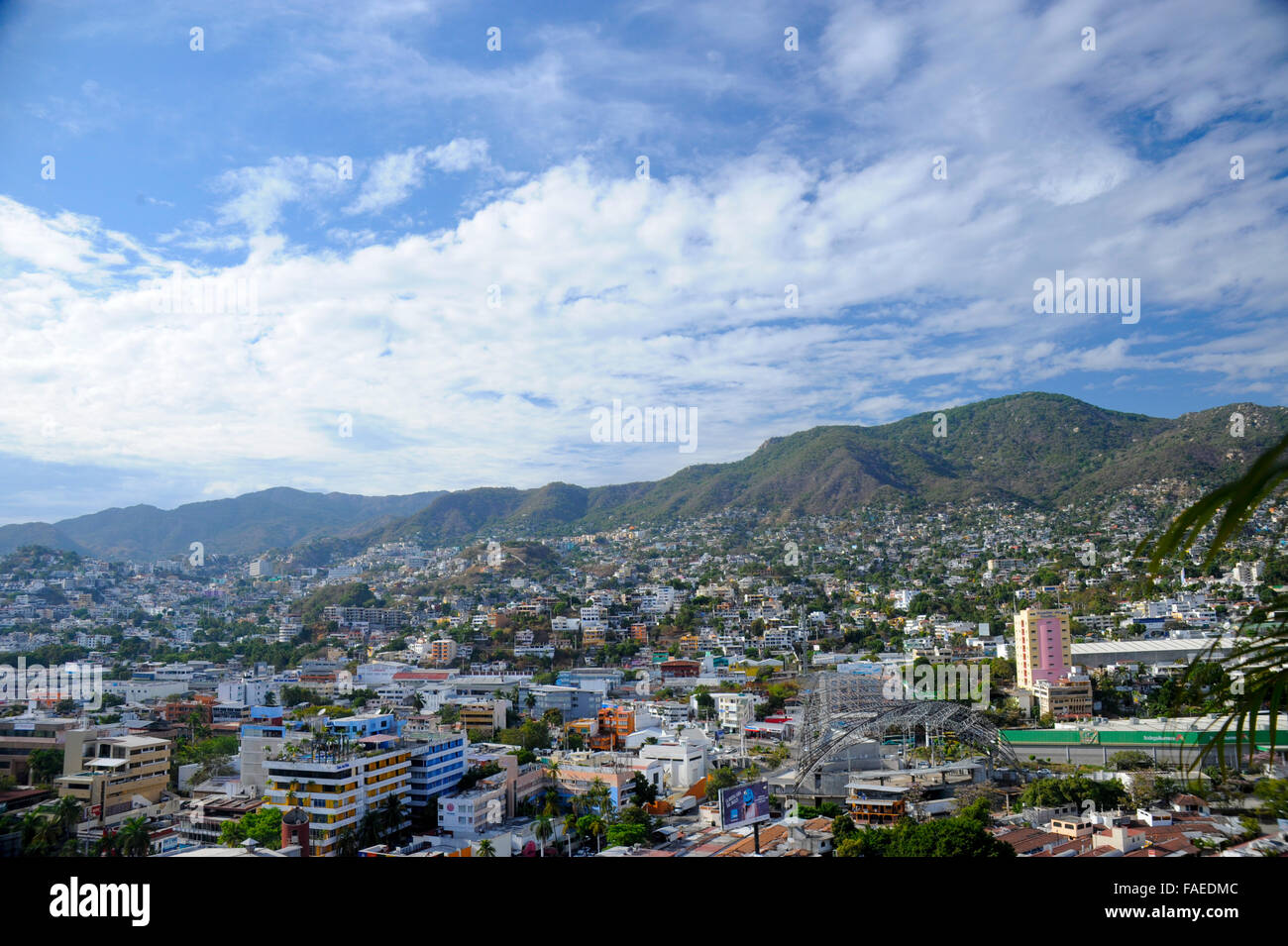 Homes and businesses in the hills of Acapulco, Mexico Stock Photo - Alamy