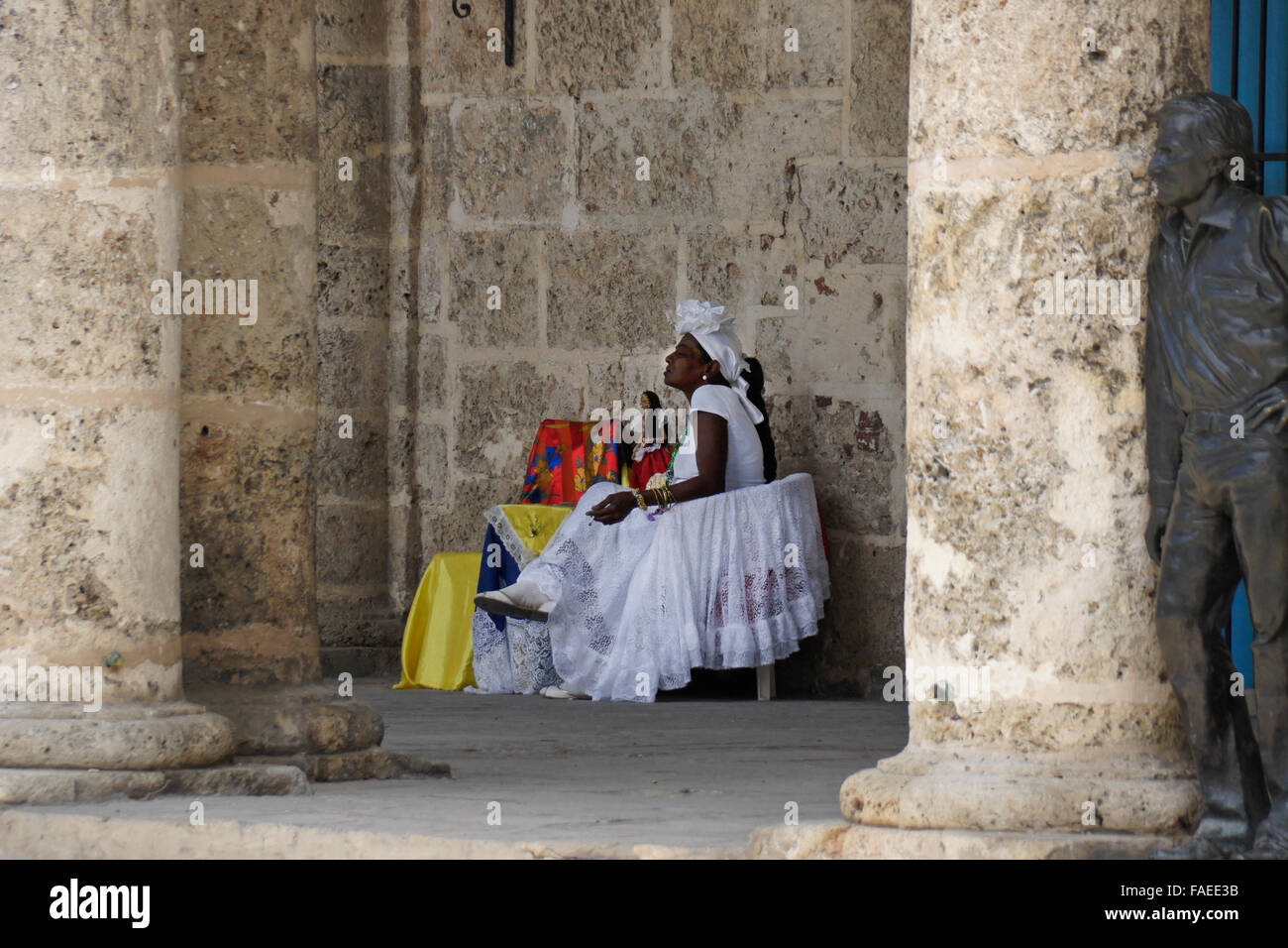 Fortune teller awaiting customers, Plaza de la Catedral, Habana Vieja (Old Havana), Cuba Stock Photo
