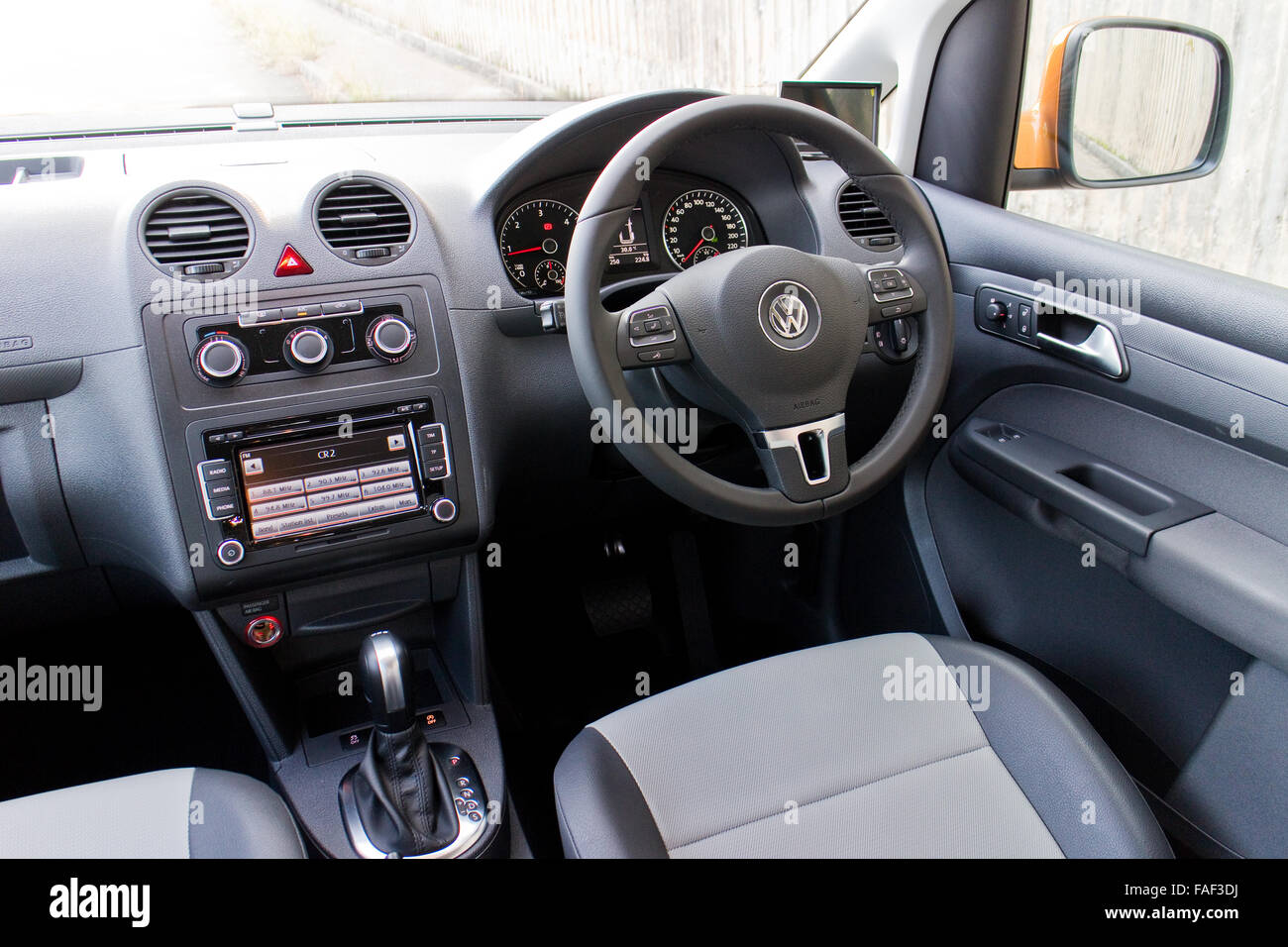 Volkswagen caddy hi-res stock photography and images - Alamy
