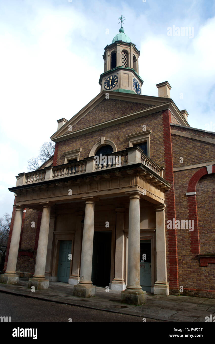 St Annes Church, Kew Green, Kew, Richmond Surrey UK Stock Photo