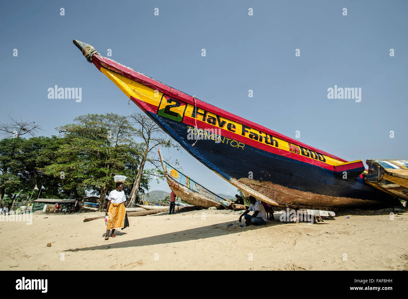 Boat on a beach in Goderich, Sierra Leone Stock Photo