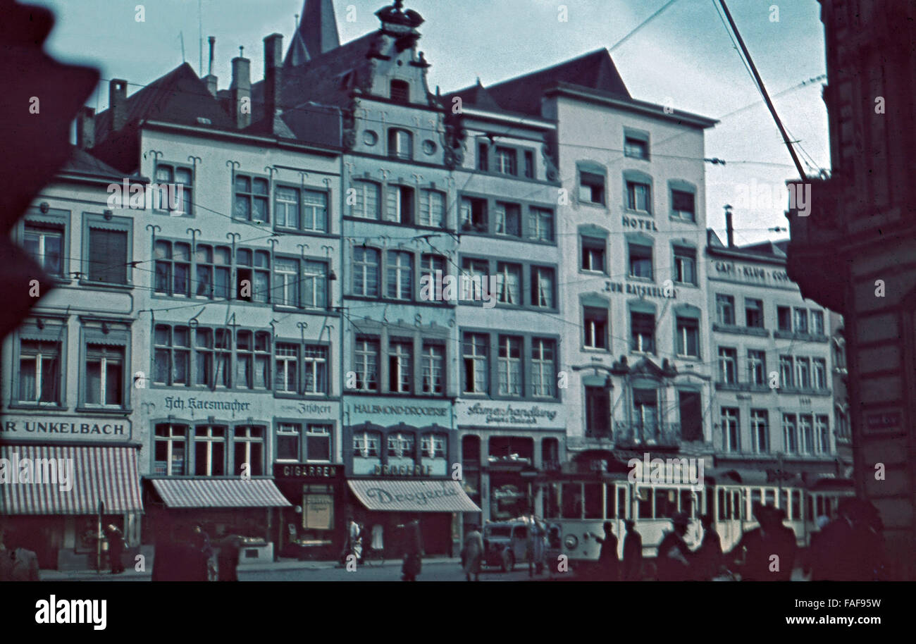 Der Alter Markt in der Altstadt von Köln, Deutschland 1930er Jahre. Alter Markt market in the old city of Cologne, Germany 1930s. Stock Photo