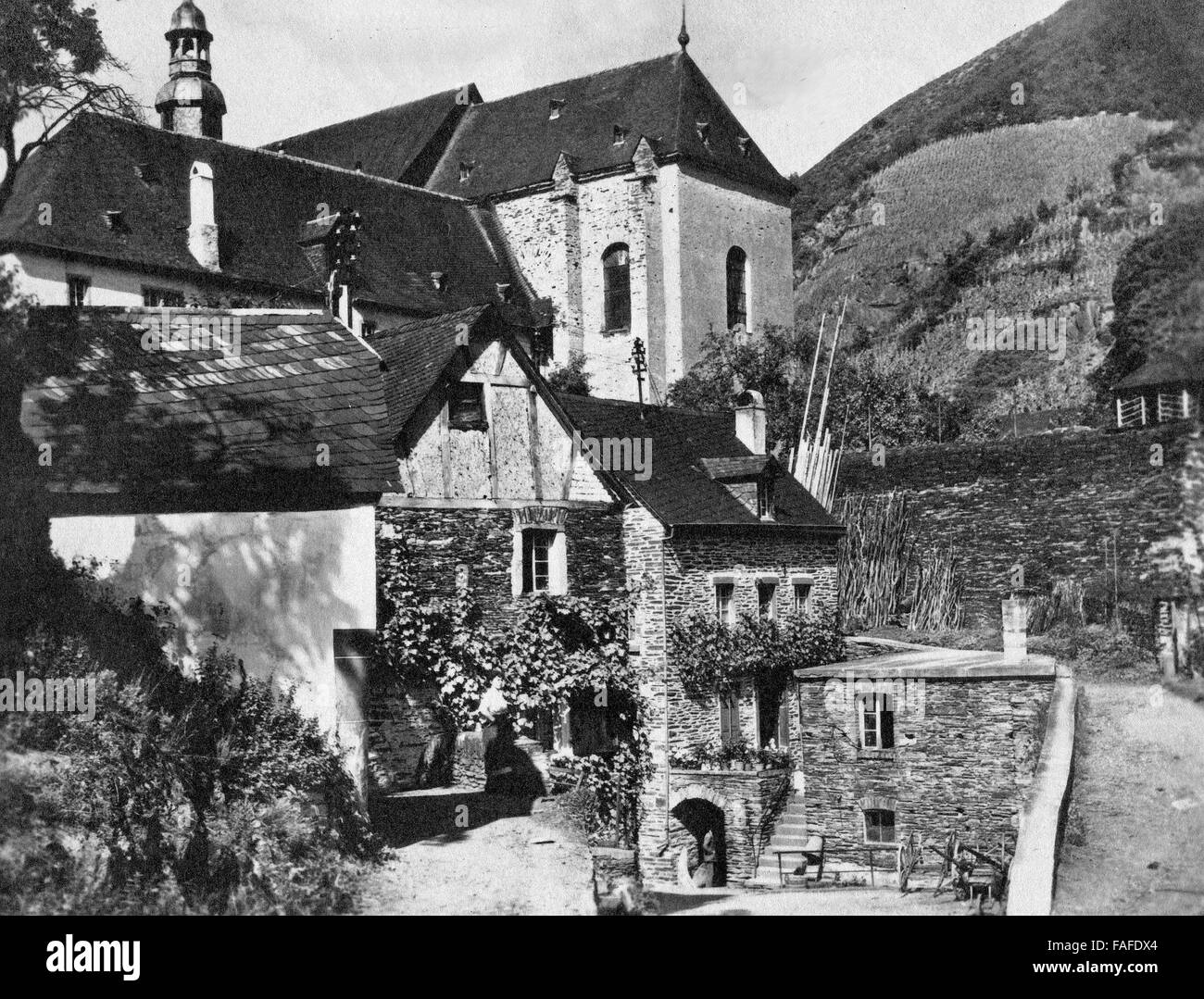 Deutschland moseltal beilstein blick mosel hires stock photography and