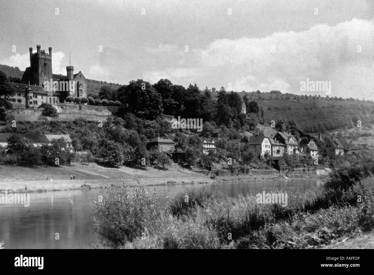 Ferienfahrt durch fränkische Städte in den 1920er Jahren, hier: in Neckarsteinach Stock Photo