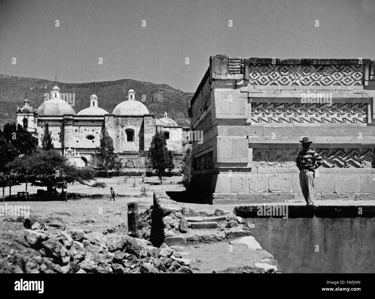 In den Ruinen von Mitla, Mexiko 1970erJahre. At the remains of Mitla, Mexico 1970s. Stock Photo