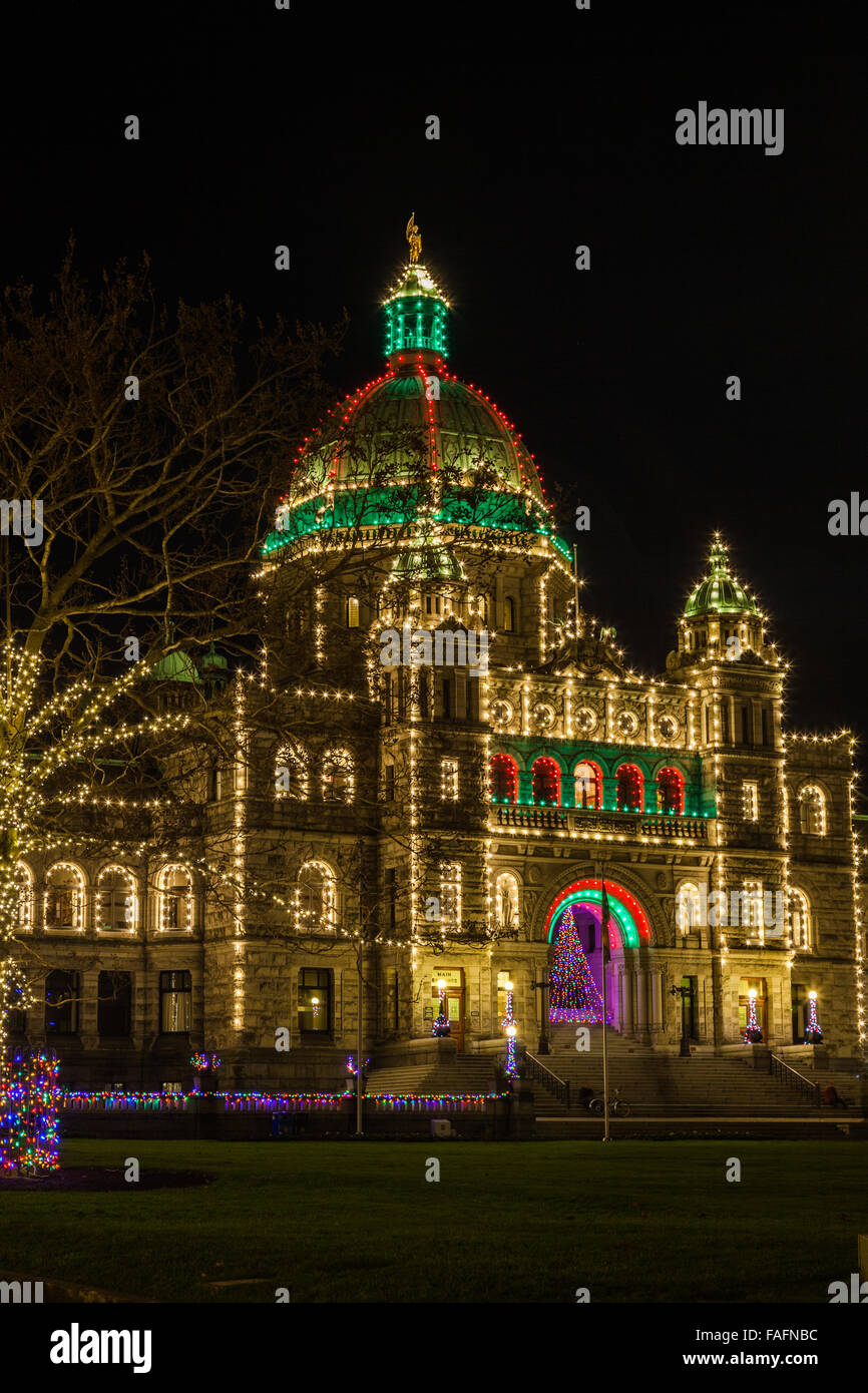 British columbia parliament buildings victoria night christmas lights