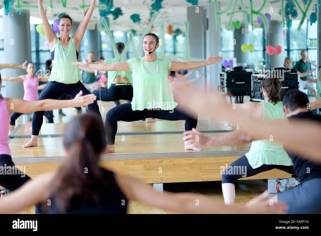 Bikram yoga class hi-res stock photography and images - Alamy