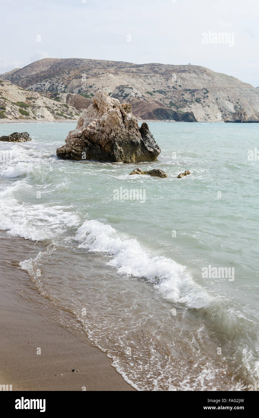 Petra tou Romiou (Rock of the Greek), also known as Aphrodite's Rock, is a sea stack in Pafos, Cyprus Stock Photo