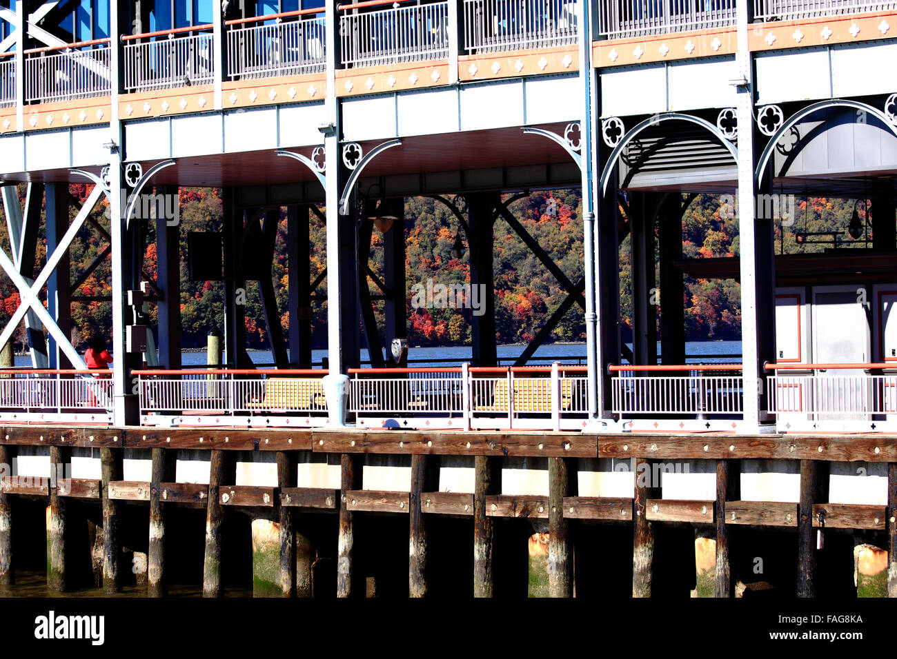The Yonkers NY recreation pier Hudson River New York Stock Photo Alamy