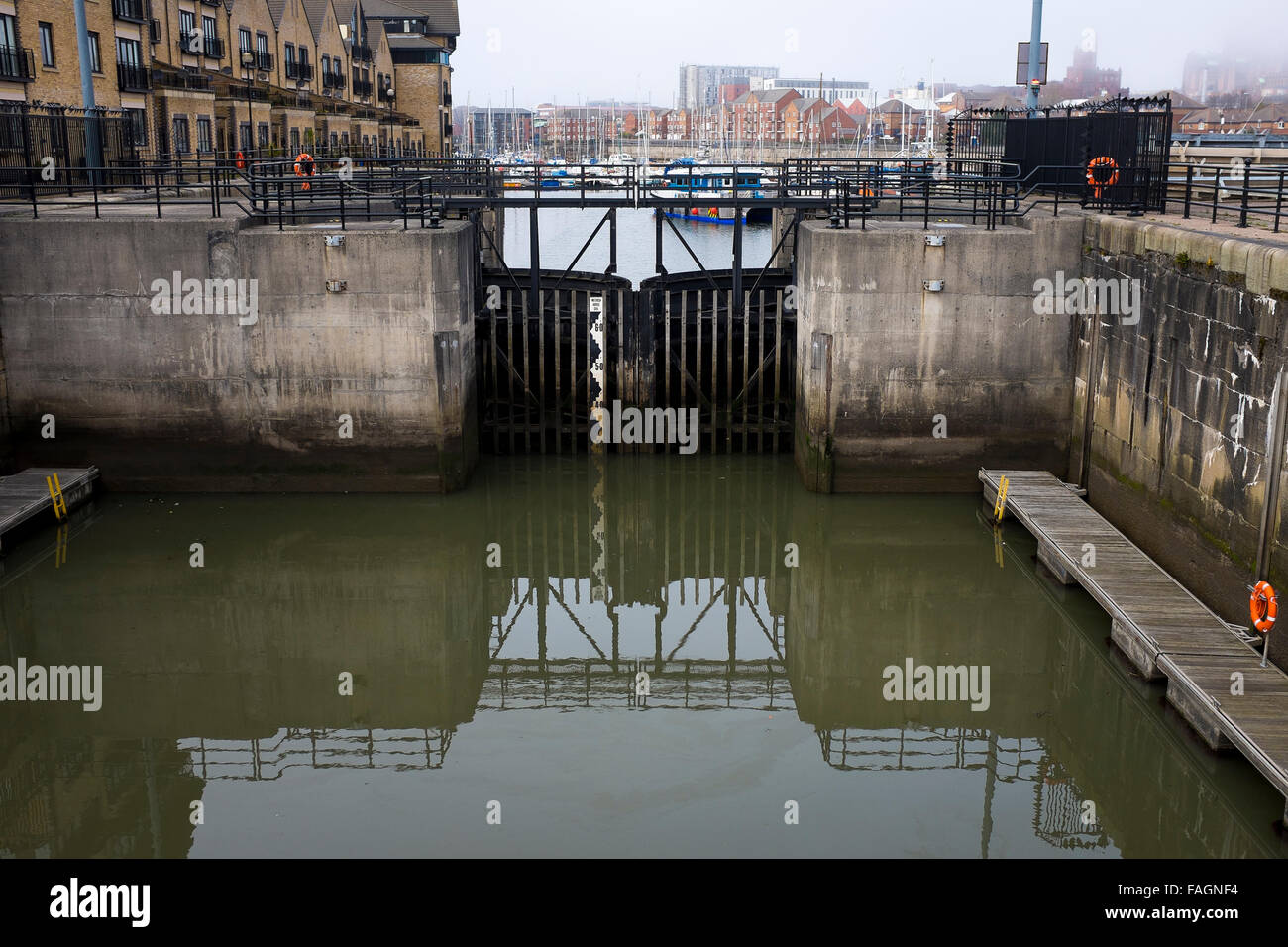 The Brunswick lock, which provides access to the Liverpool Marina from the River Mersey in the center of Liverpool, Merseyside Stock Photo