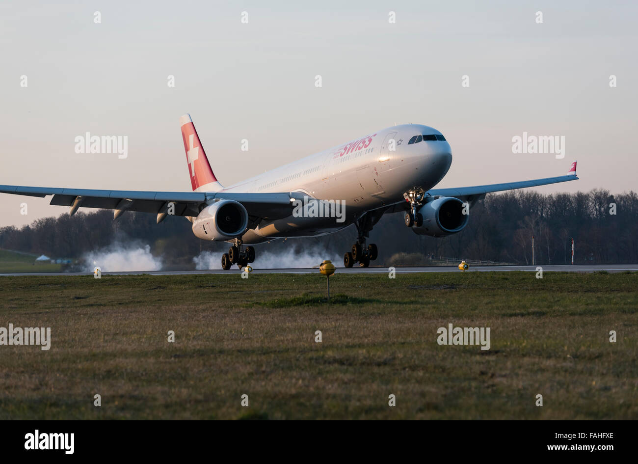 Swiss airbus a330 300 hi-res stock photography and images - Alamy