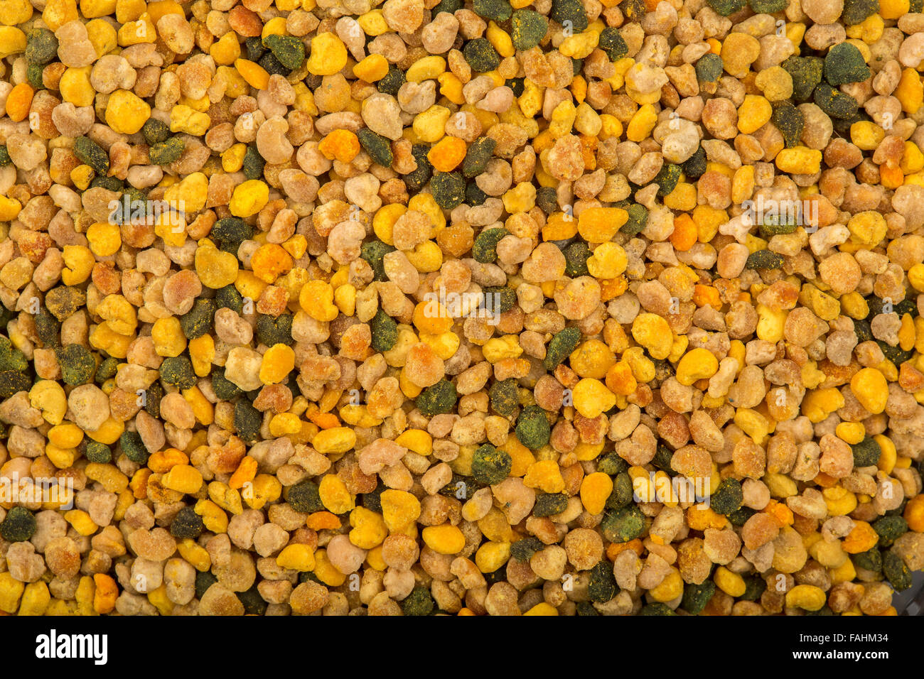 What is bee pollen hi-res stock photography and images - Alamy