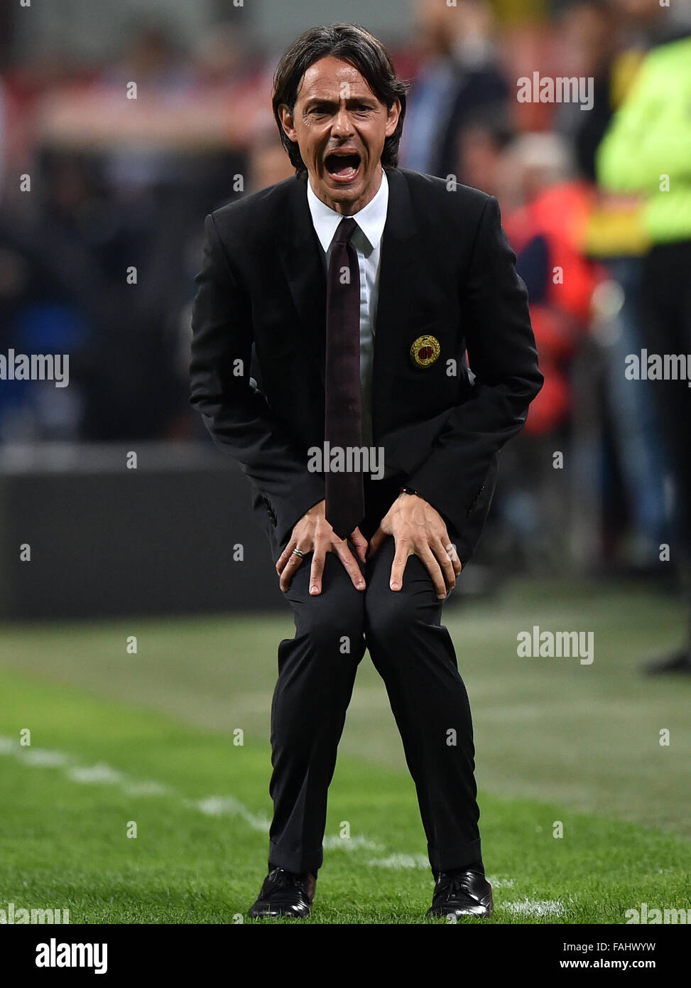XINHUA SPORTS PHOTOS OF THE YEAR 2015 TRANSMITTED ON Dec. 31, 2015 AC Milan's coach Filippo Inzaghi gestures during the Italian Serie A soccer match against Sampdoria at the San Siro stadium in Milan on April 12, 2015. The match ended with a 1-1 draw.(Xinhua/Alberto Lingria) (wll) Stock Photo