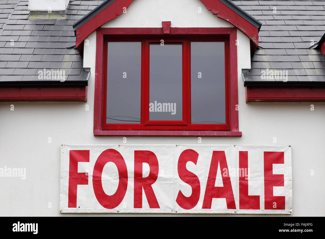 house for sale sign Stock Photo Alamy