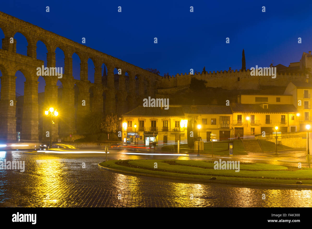 Night square at Segovia and Aqueduct. Spain Stock Photo - Alamy