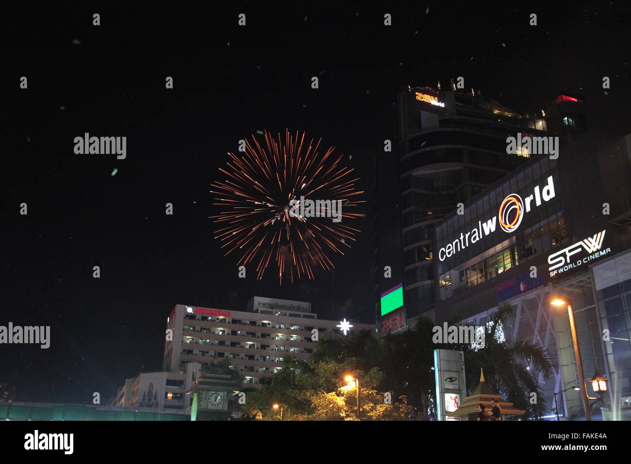Bangkok, Thailand. 31st Dec, 2015. New Year Fireworks at Central World Street Party in Bangkok Credit:  Steven White/Alamy Live News Stock Photo